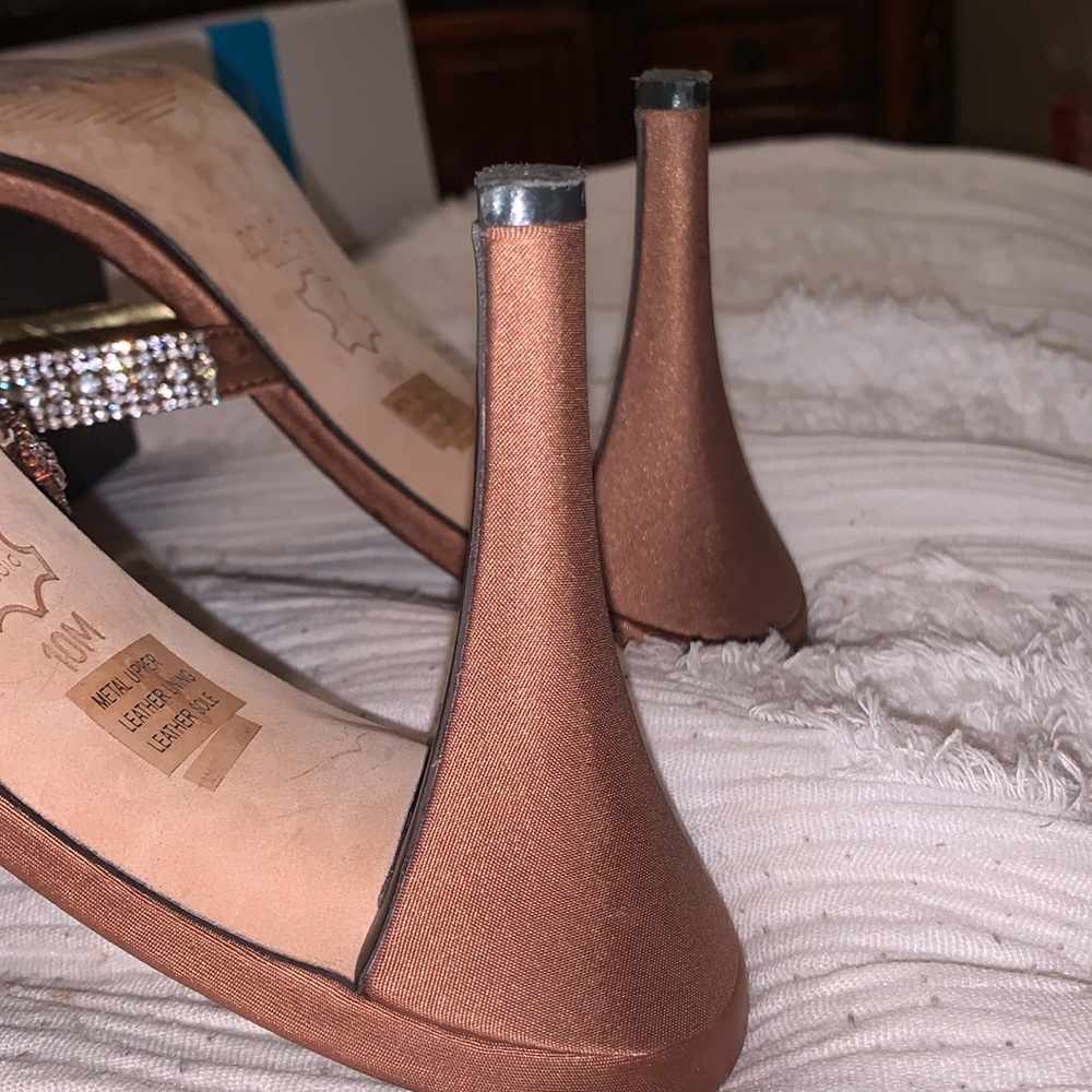 Pelle moda platinum collection rhinestone sandal heels - Picture 3 of 5